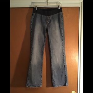 Maternity jeans size small Two Hearts